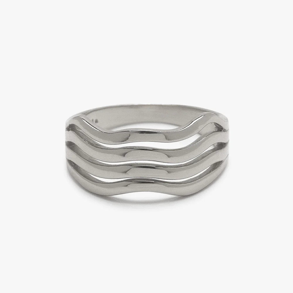 WAVY RING