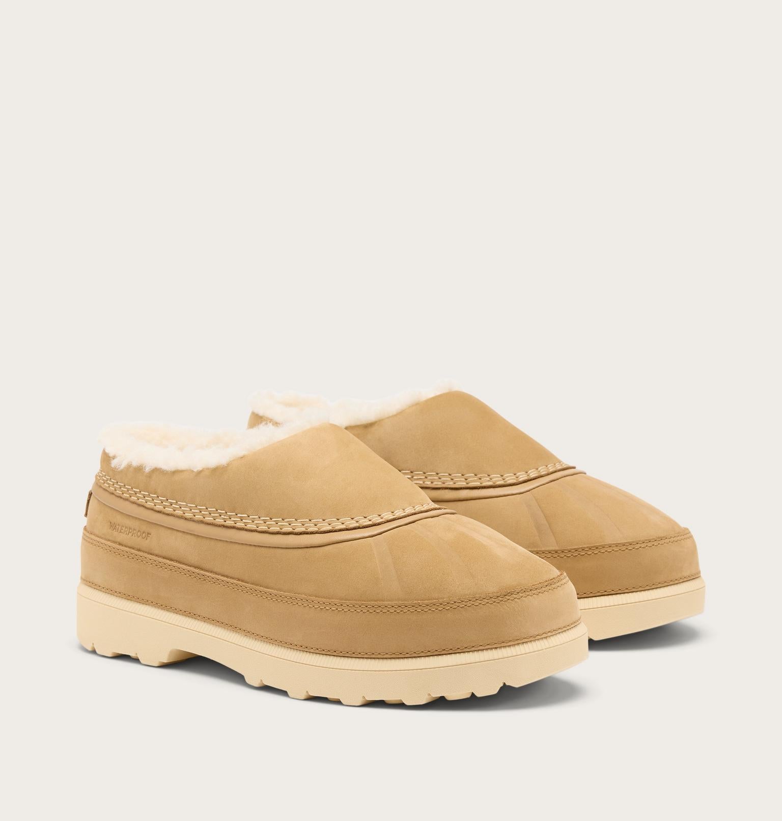 Ambler™ Fireside Women's Waterproof Clog
