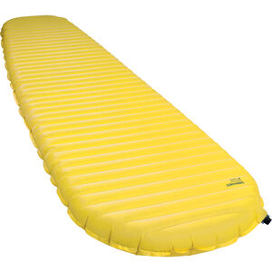 13213_thermarest_neoair_xlite_lemoncurry_regular_angle.jpg